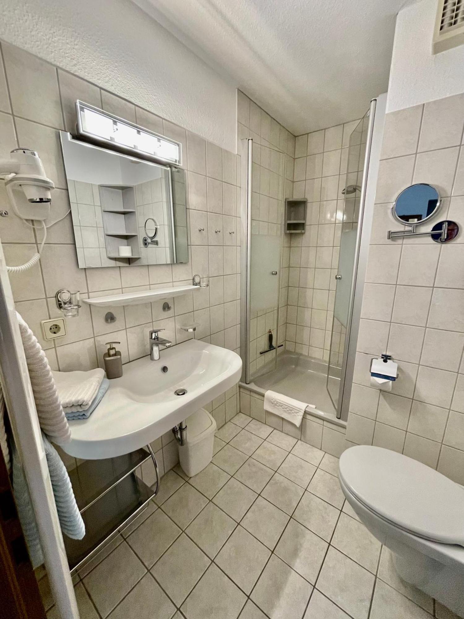 Gasthof-Ferienwohnung Zur Zweere Willingen  Zewnętrze zdjęcie