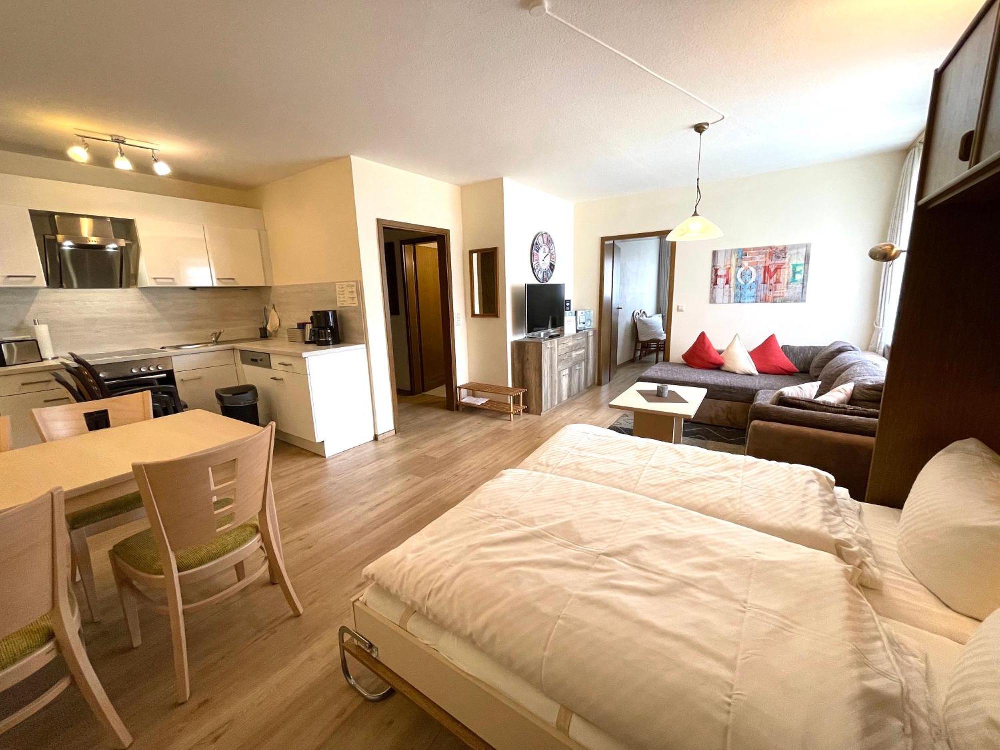 Gasthof-Ferienwohnung Zur Zweere Willingen  Zewnętrze zdjęcie